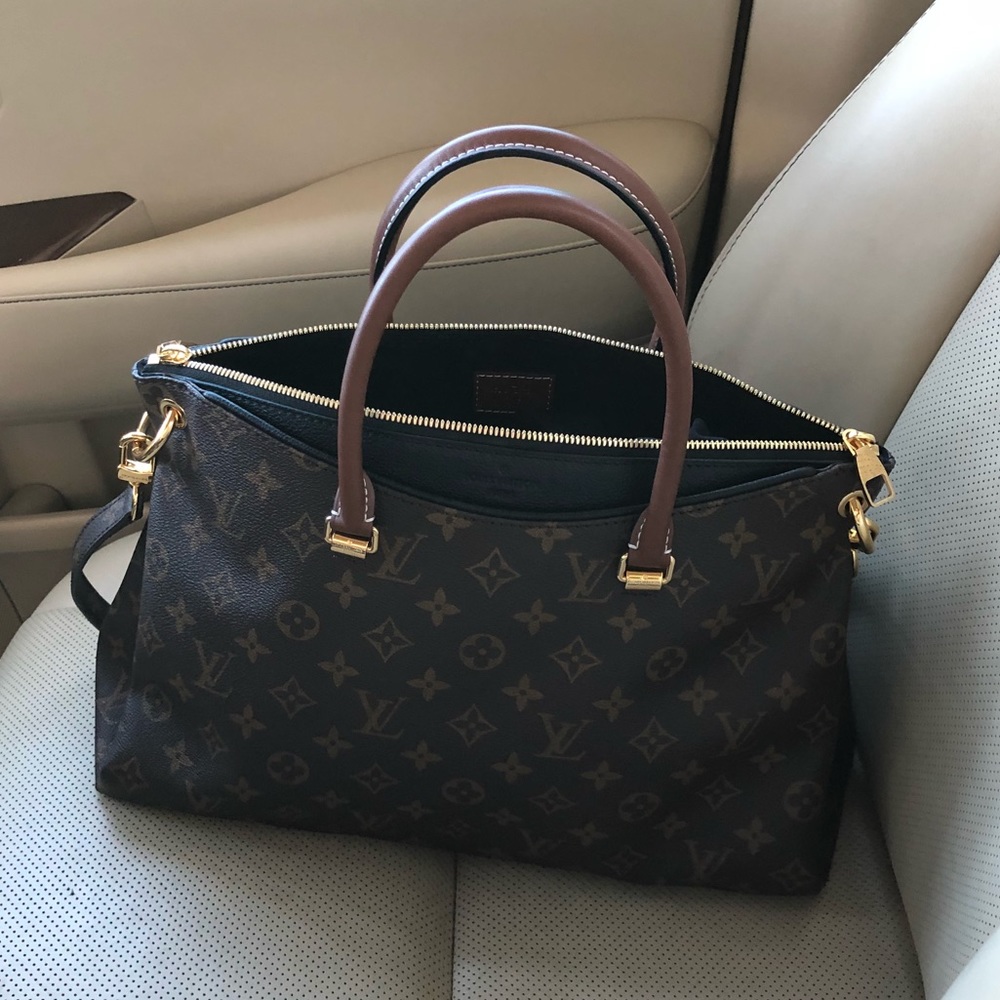 Louis Vuitton Pallas MM